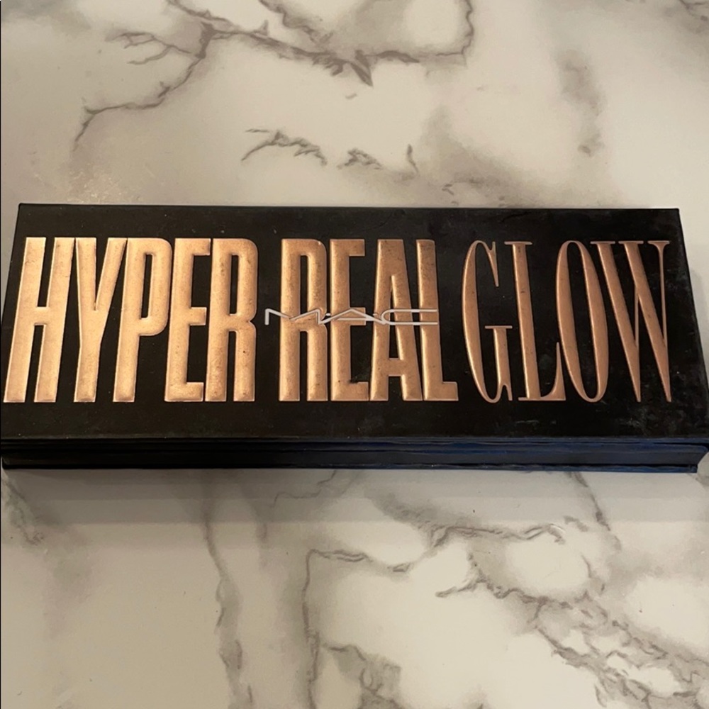 MAC Hyper Real Glow Palette